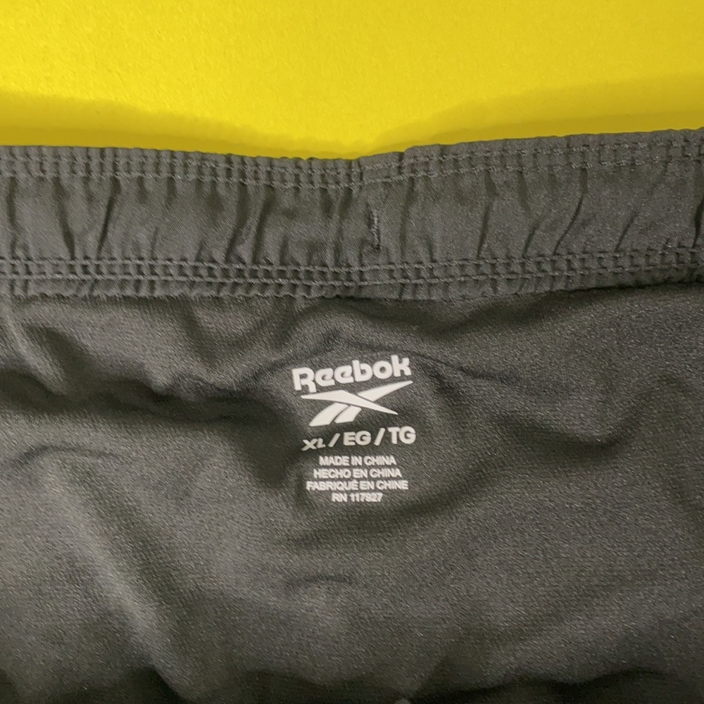 NWT Reebok Game Time Black Short - Picture 10 of 10